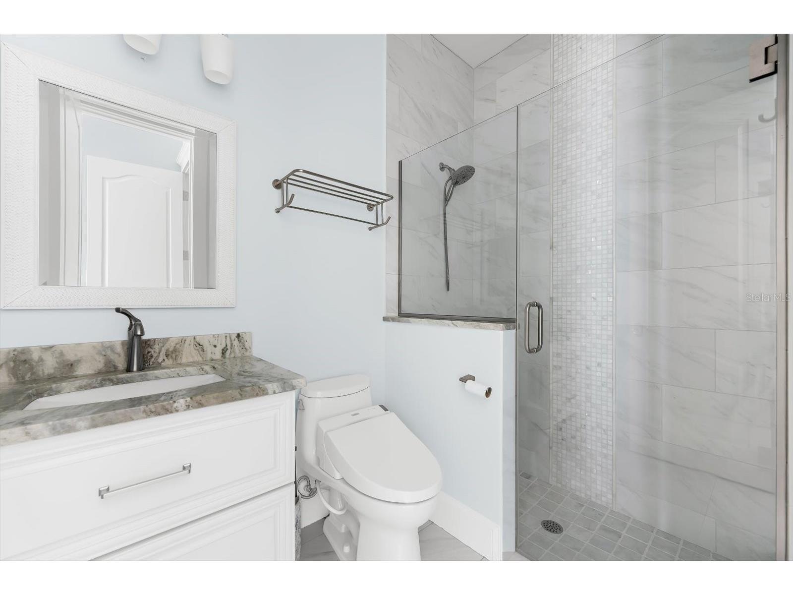 511 Bayview Drive Holmes Beach FL 34217 A4675904 image56