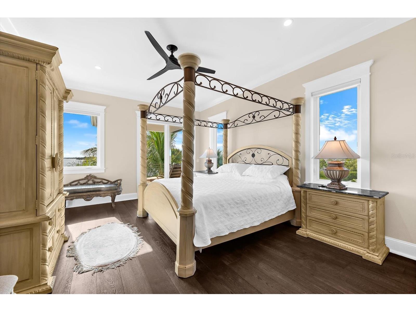 511 Bayview Drive Holmes Beach FL 34217 A4675904 image57