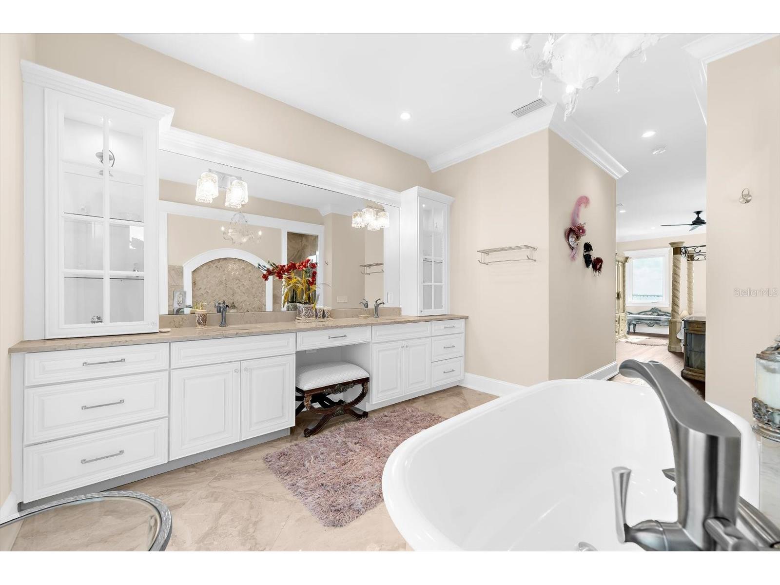 511 Bayview Drive Holmes Beach FL 34217 A4675904 image62