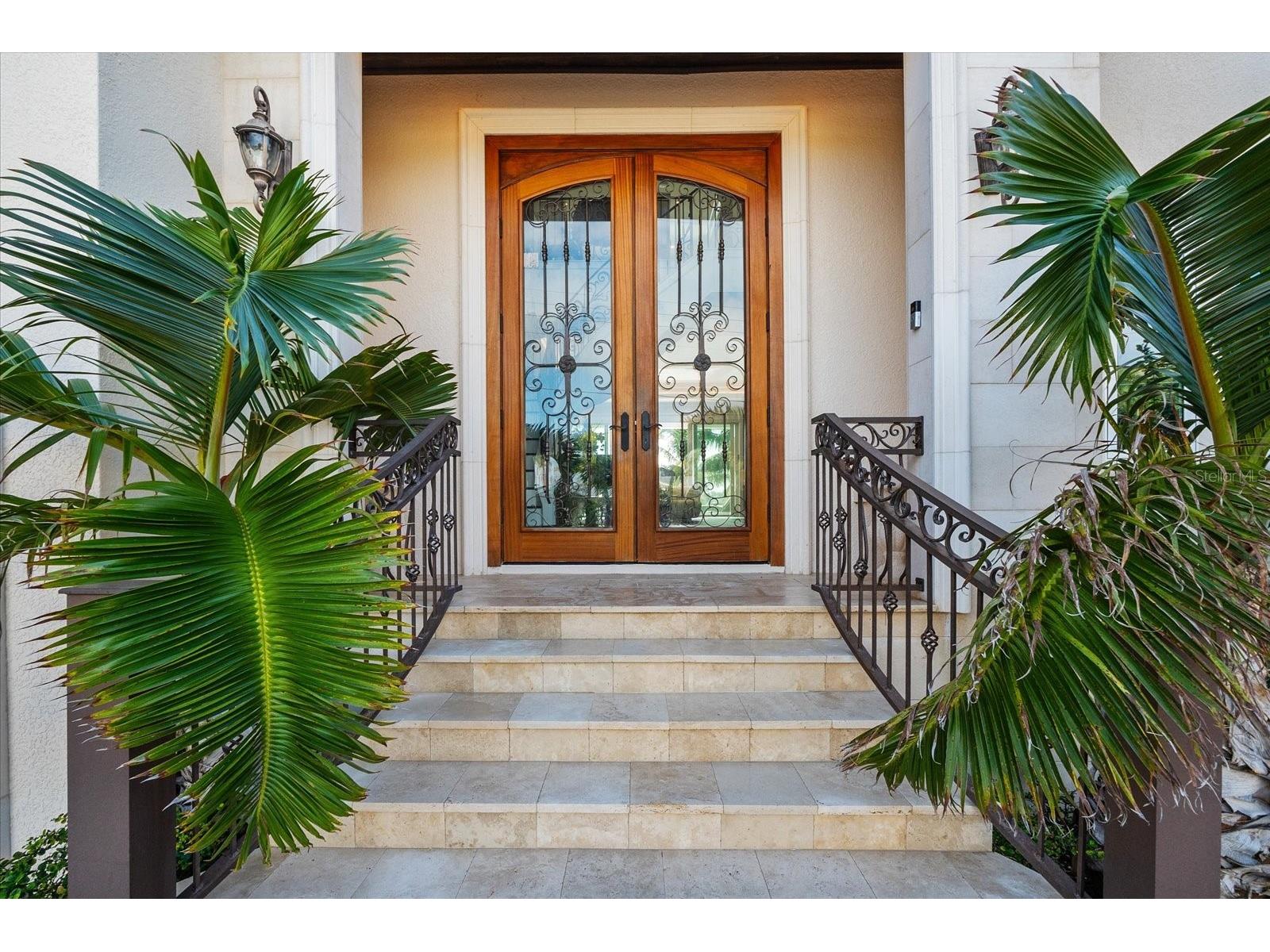 511 Bayview Drive Holmes Beach FL 34217 A4675904 image7