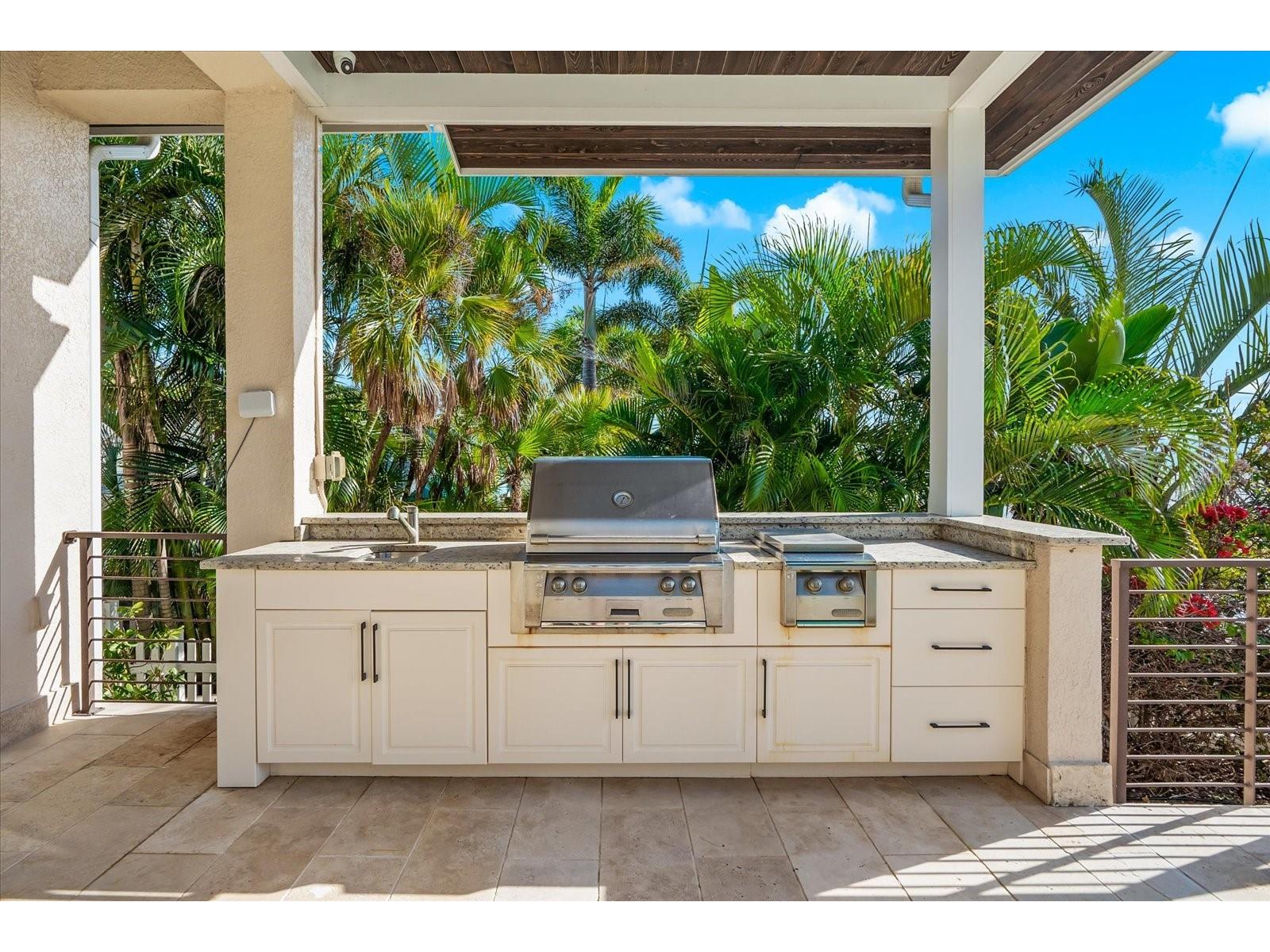 511 Bayview Drive Holmes Beach FL 34217 A4675904 image71