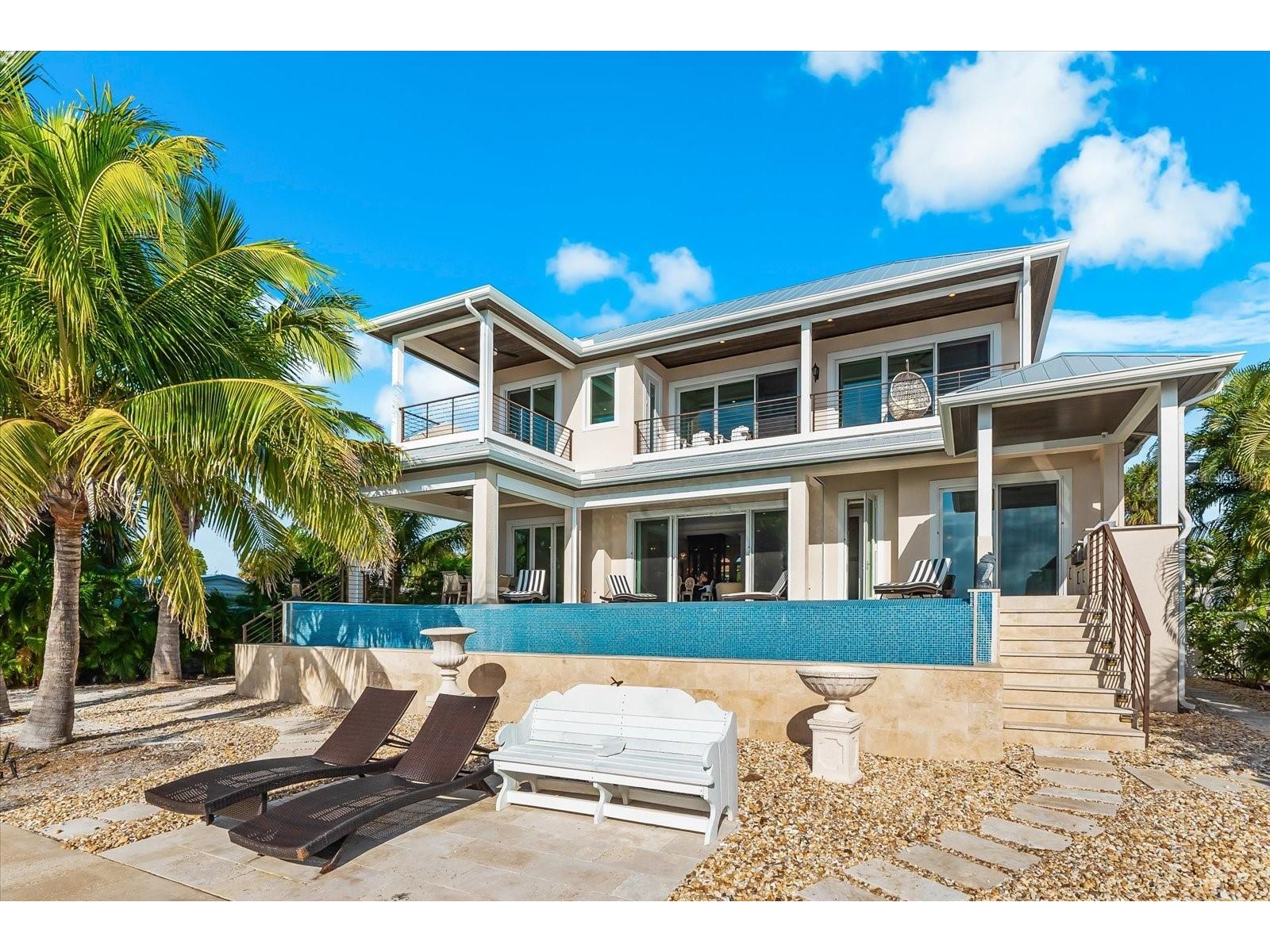 511 Bayview Drive Holmes Beach FL 34217 A4675904 image79