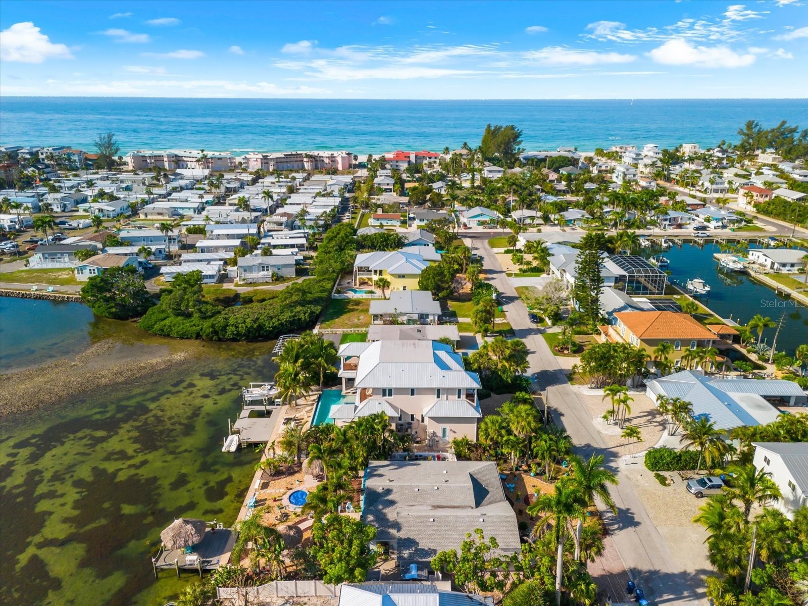 511 Bayview Drive Holmes Beach FL 34217 A4675904 image84