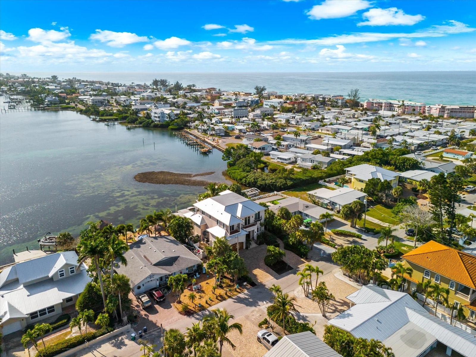 511 Bayview Drive Holmes Beach FL 34217 A4675904 image85