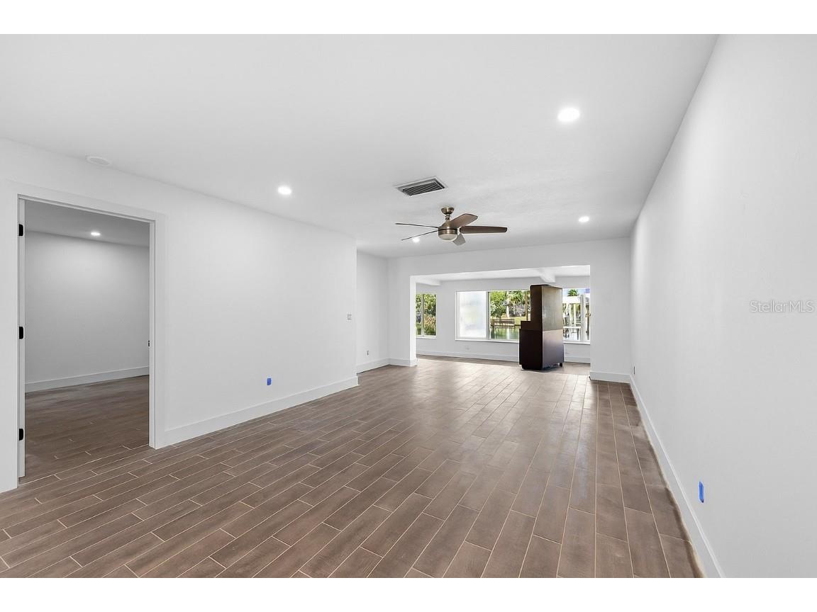 511 Boca Ciega Point Boulevard N Saint Petersburg FL 33708 TB8443739 image9