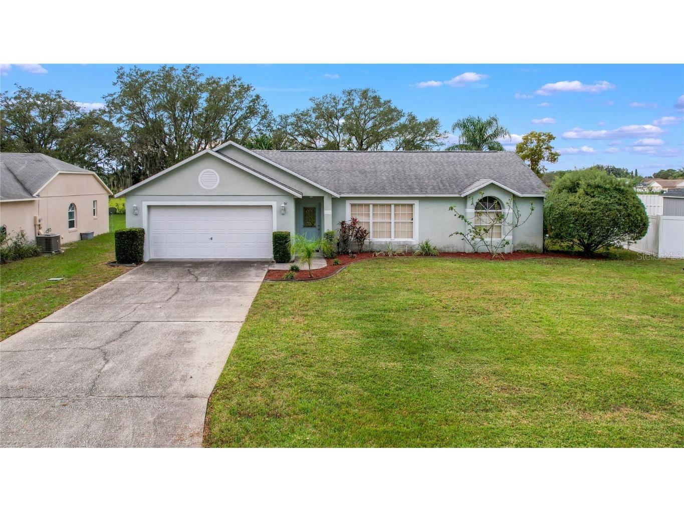 511 Briargrove Avenue Davenport FL 33837 P4923541 image1