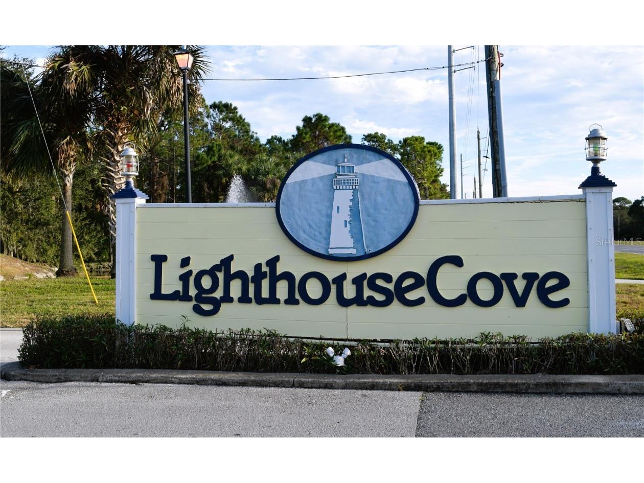 511 Cheyenne Drive Oak Hill FL 32759 - INDIAN RIVER V4928363 image1