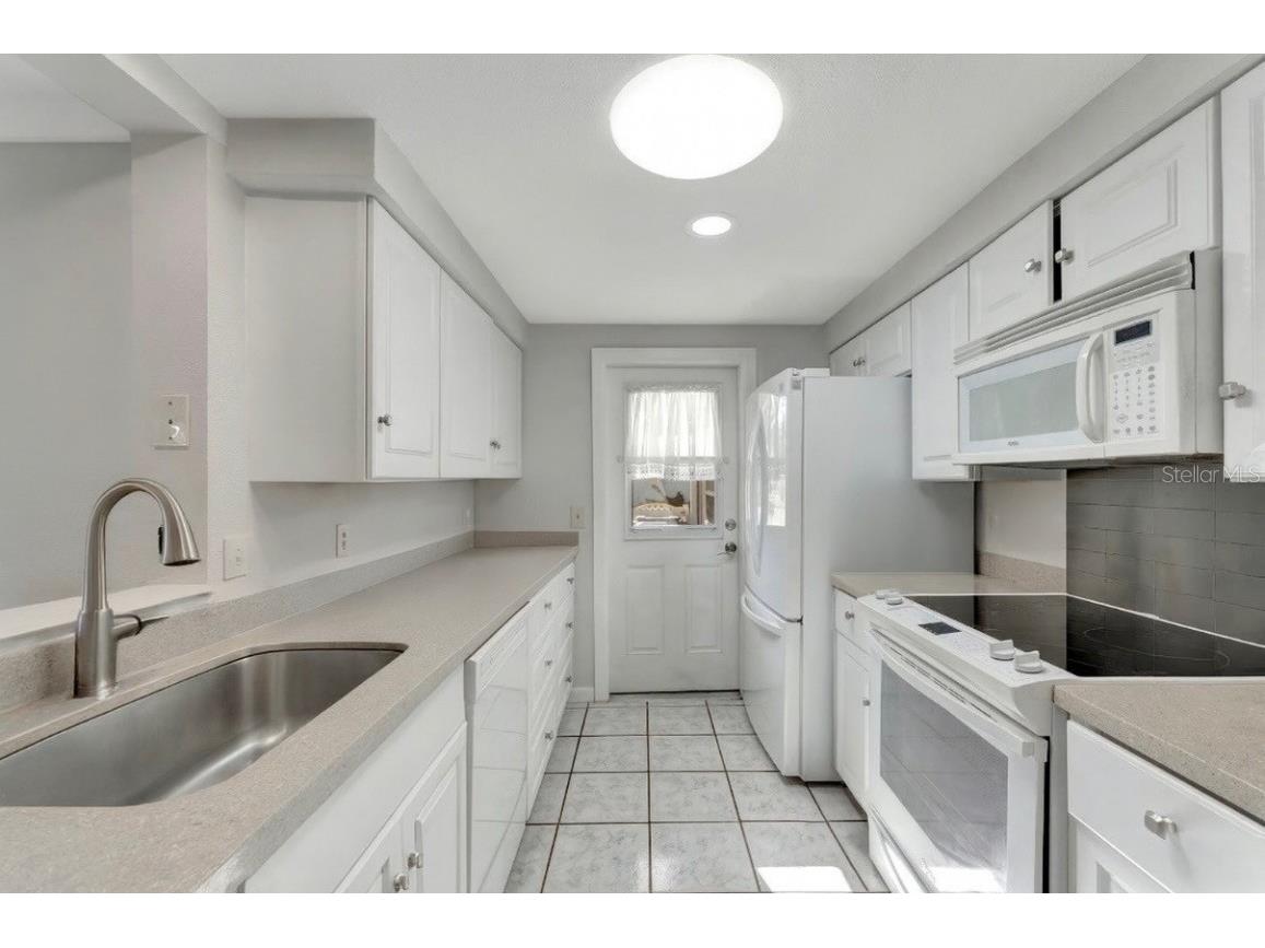 511 Circlewood Drive #Q-16 Venice FL 34293 TB8453708 image8