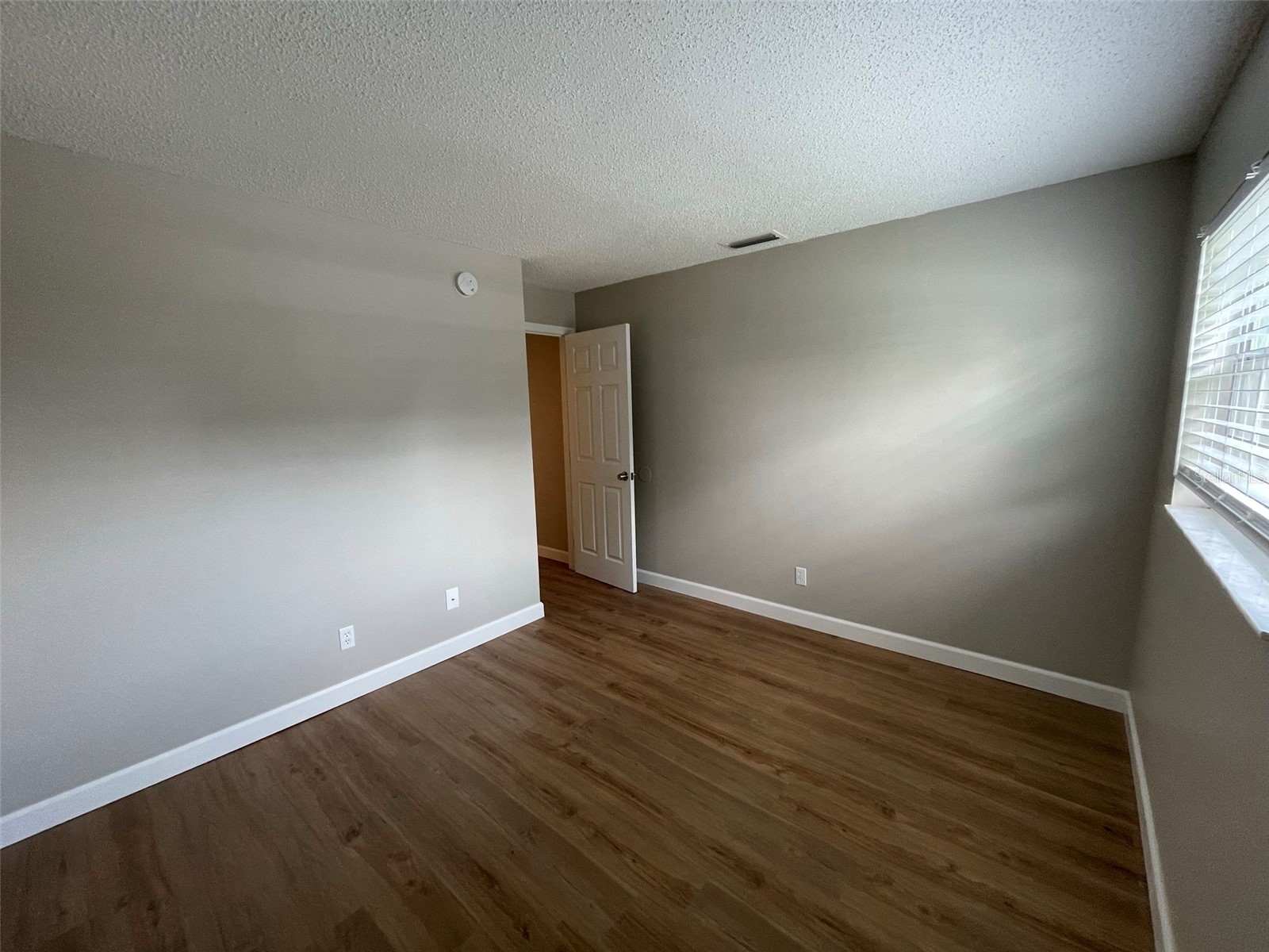511 Duchess Court #4 Lakeland FL 33803 TB8506693 image8