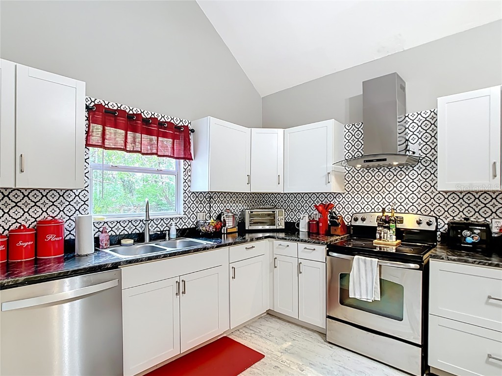 511 E Mirror Lake Drive Fruitland Park FL 34731 O6307182 image24