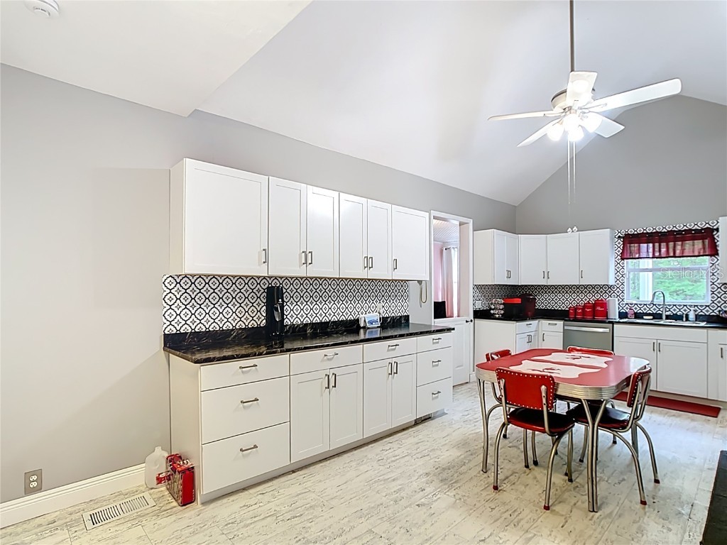 511 E Mirror Lake Drive Fruitland Park FL 34731 O6307182 image28