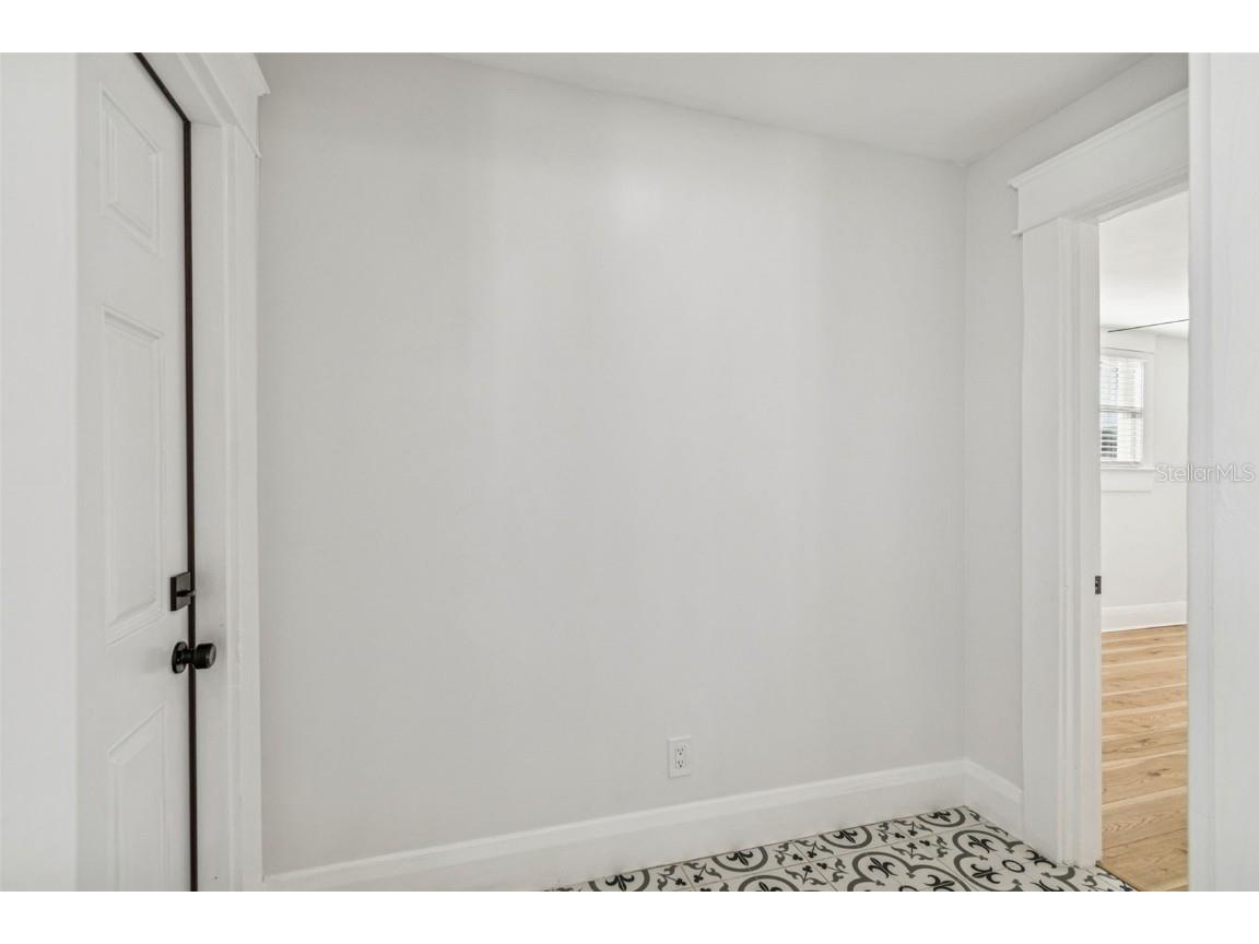 511 E Stratford Avenue Tampa FL 33603 TB8460372 image16