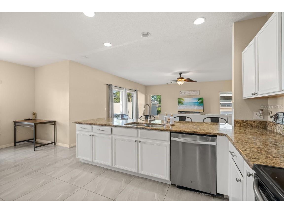 511 Hummingbird Court Kissimmee FL 34759 O6302855 image10