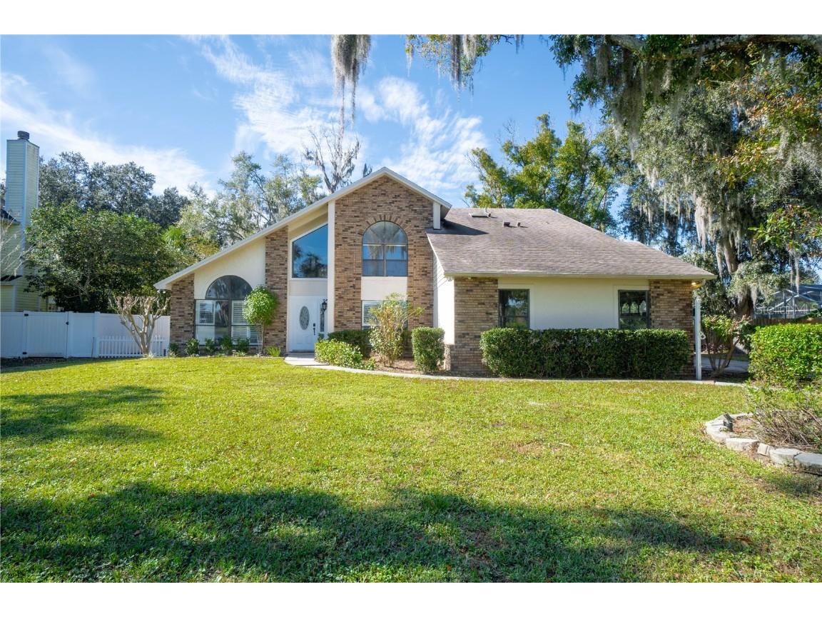 511 Lake Charm Drive Oviedo FL 32765 - LAKE CHARM O6170698 image1