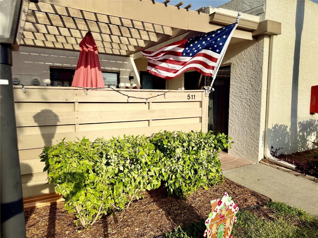 511 Lakeside Drive #511 Bradenton FL 34210 A4674464 image1