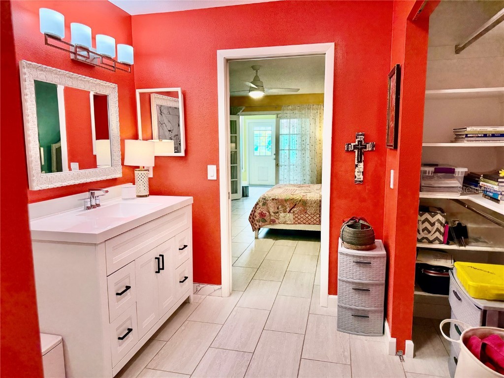 511 Lakeside Drive #511 Bradenton FL 34210 A4674464 image29