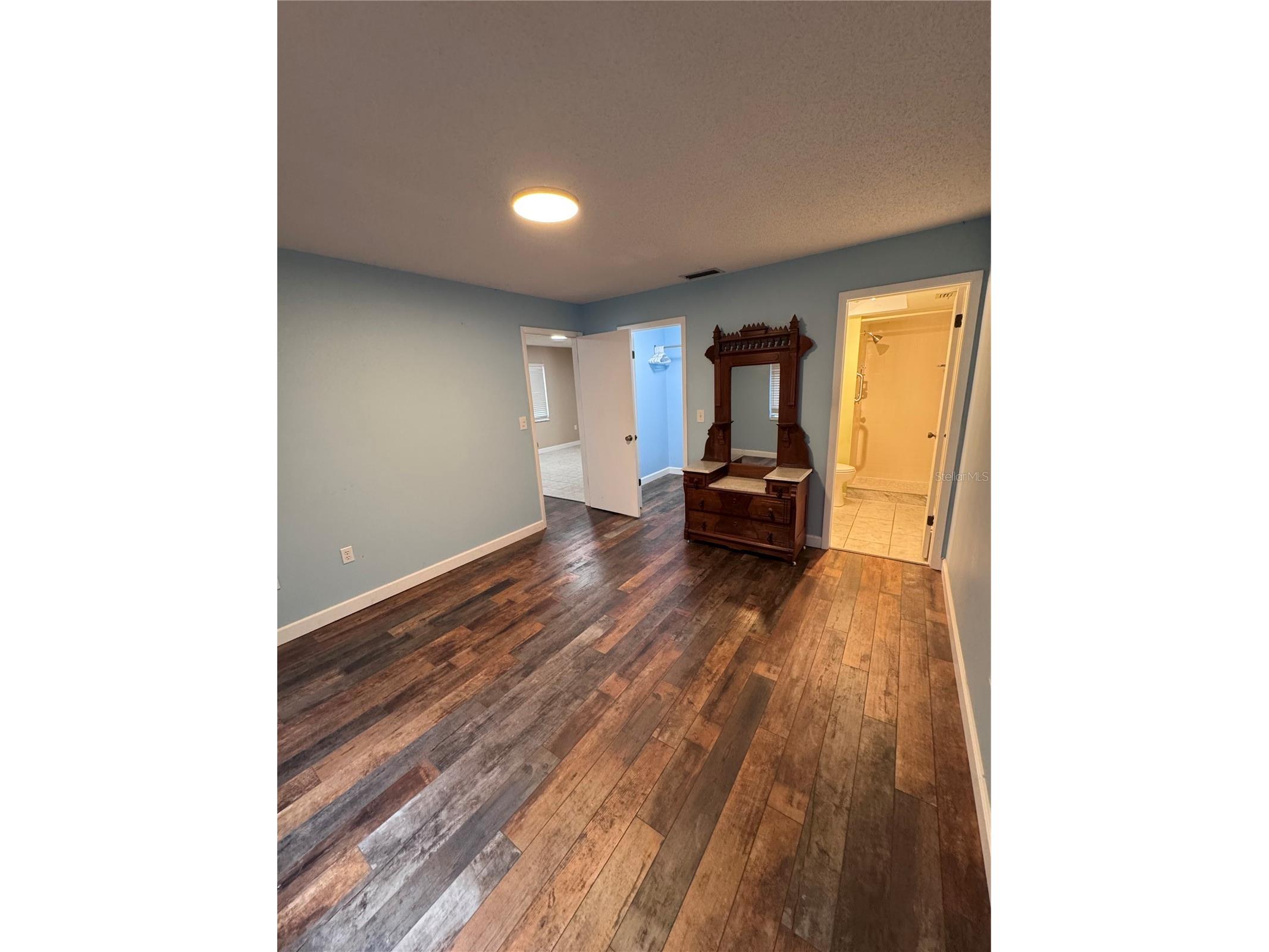 511 Longfellow Court #B Safety Harbor FL 34695 W7884454 image10