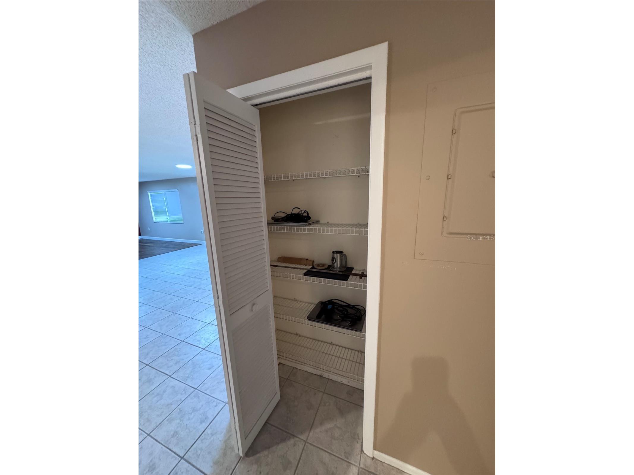 511 Longfellow Court #B Safety Harbor FL 34695 W7884454 image25