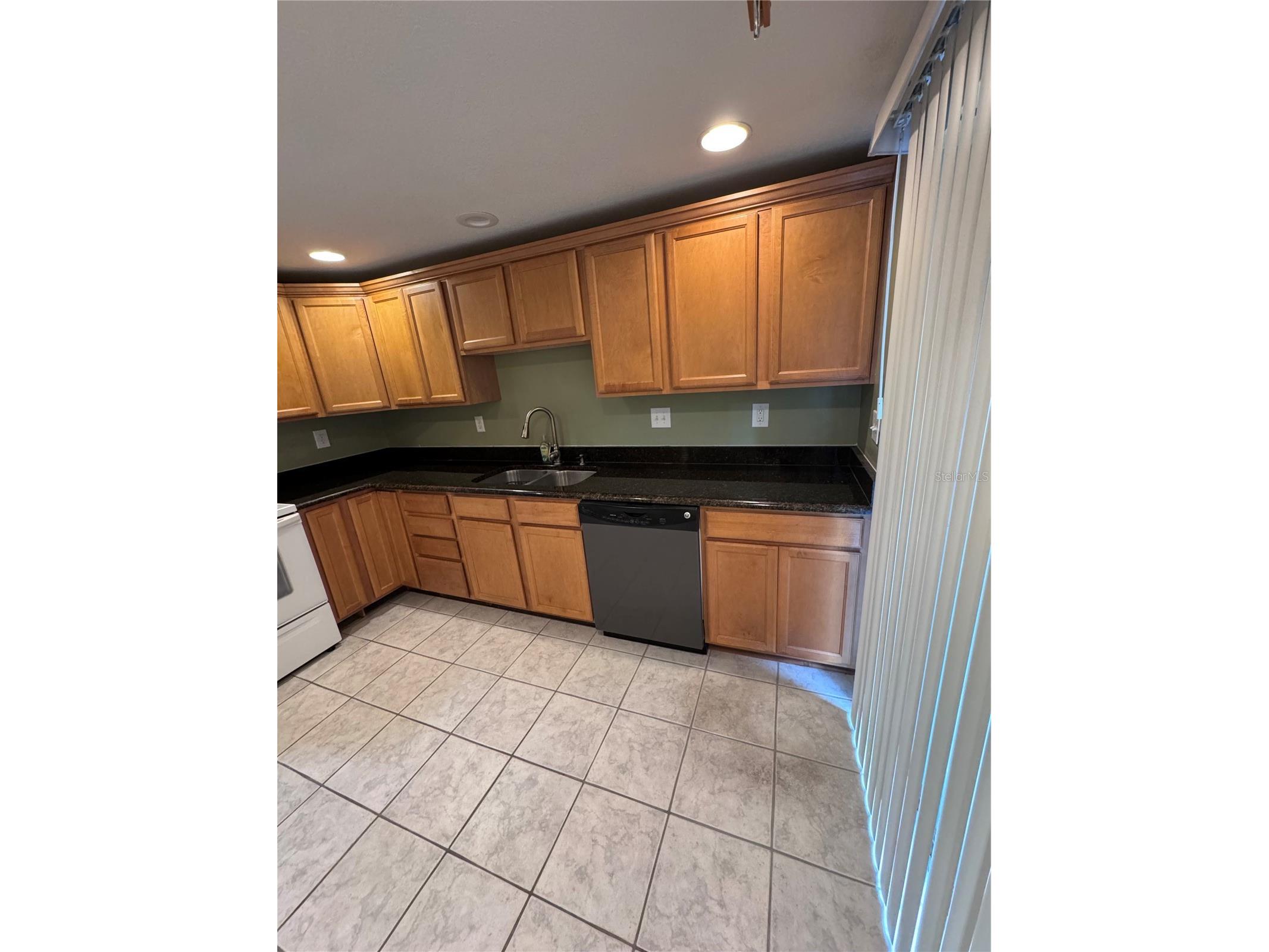 511 Longfellow Court #B Safety Harbor FL 34695 W7884454 image7