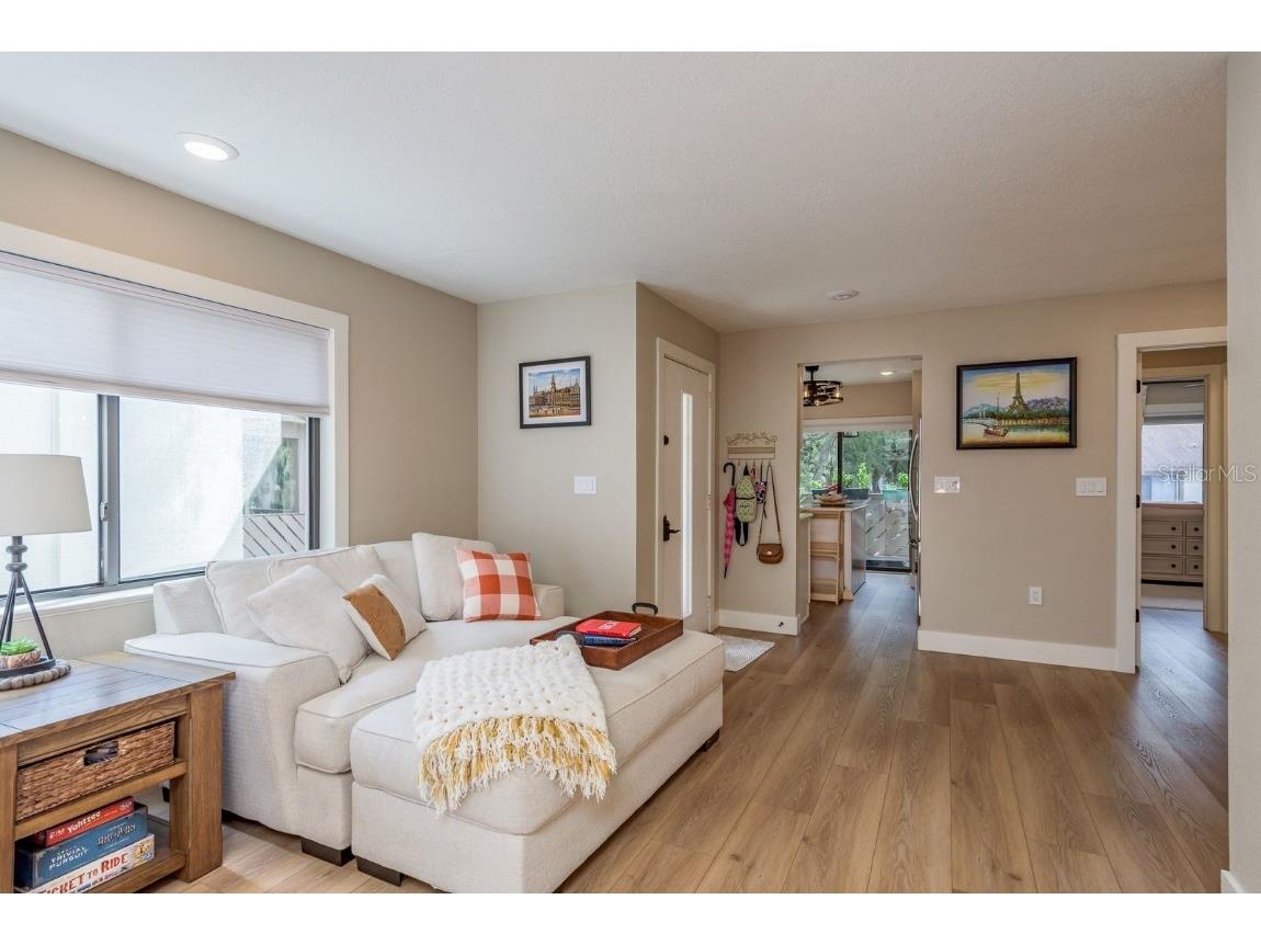 511 Longfellow Court #D Safety Harbor FL 34695 TB8424228 image10