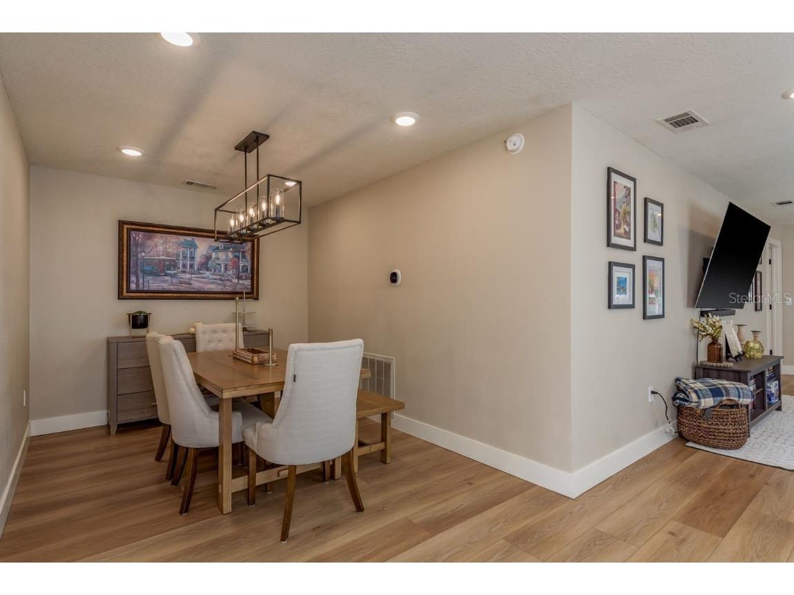 511 Longfellow Court #D Safety Harbor FL 34695 TB8424228 image12