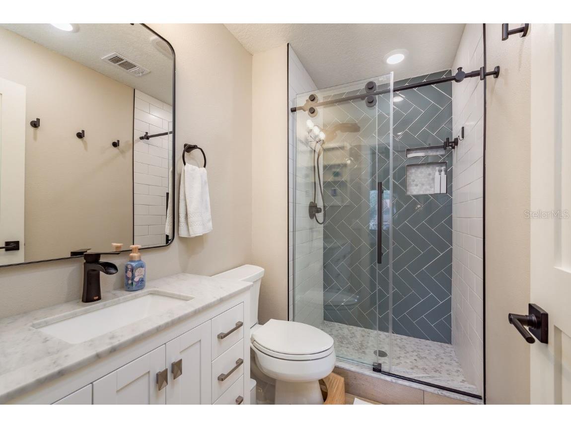 511 Longfellow Court #D Safety Harbor FL 34695 TB8424228 image22