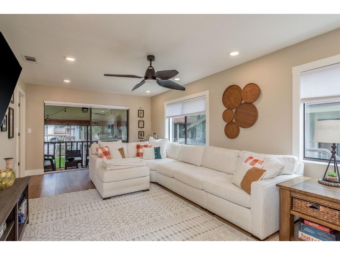 511 Longfellow Court #D Safety Harbor FL 34695 TB8424228 image7