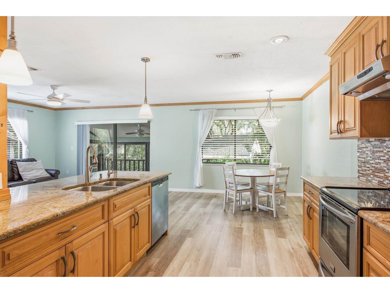 511 Mistletoe Court #C Safety Harbor FL 34695 TB8528521 image9