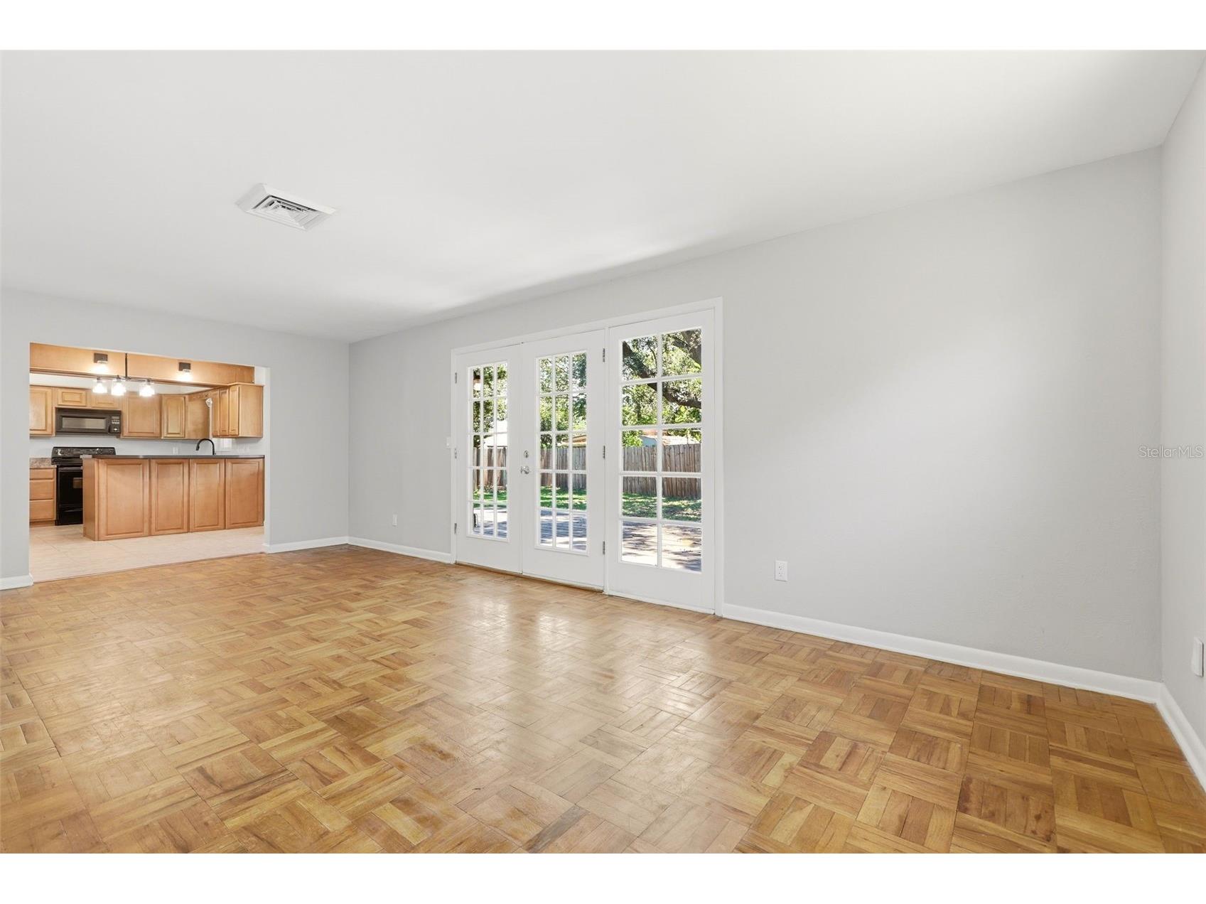 511 Oxford Court Orlando FL 32803 O6418876 image11