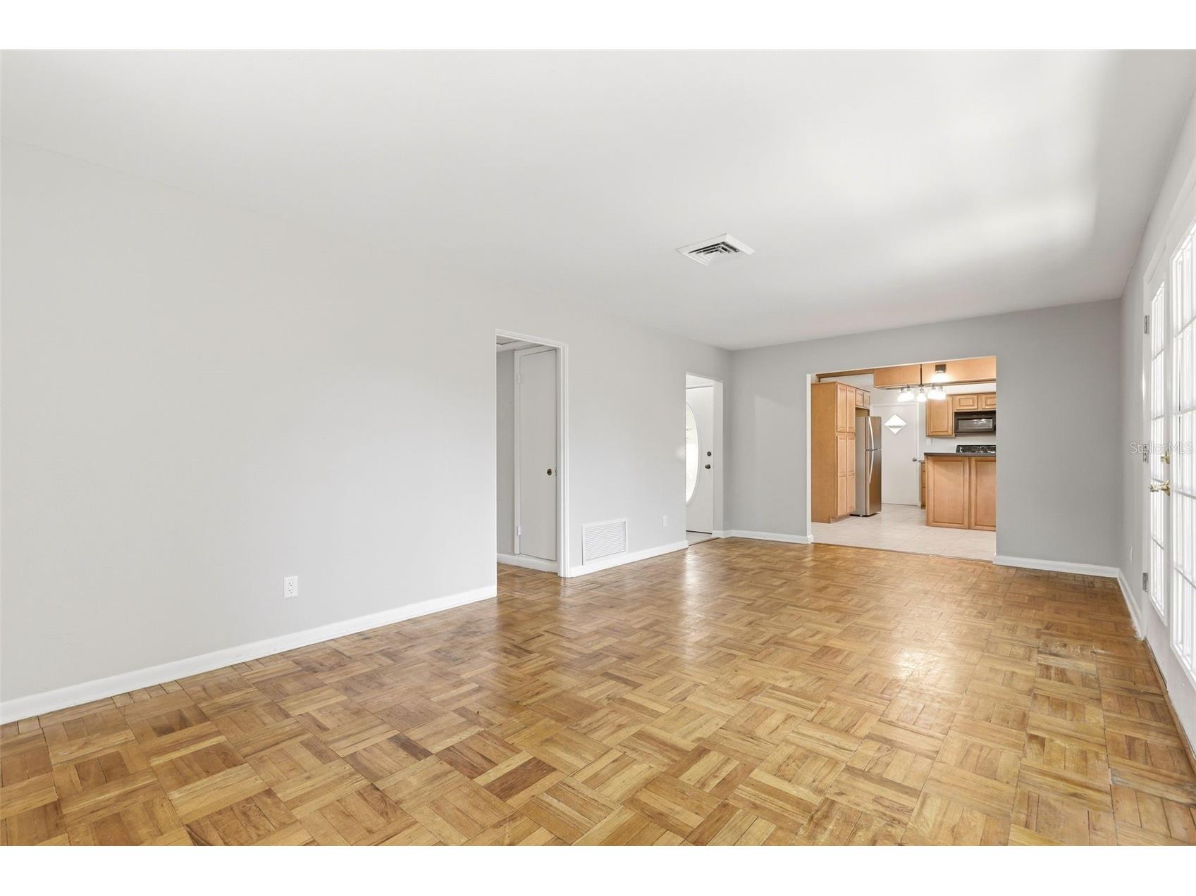 511 Oxford Court Orlando FL 32803 O6418876 image9