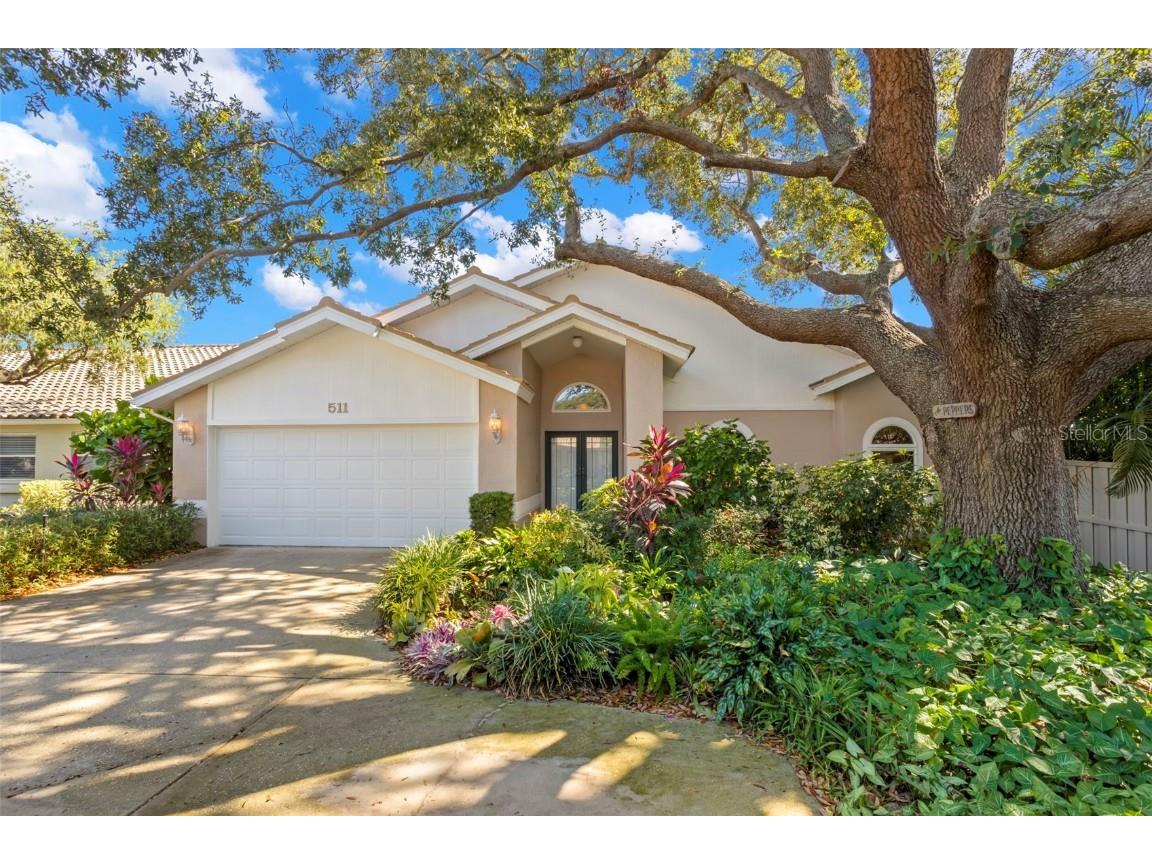 511 Padua Circle NE Saint Petersburg FL 33703 U8219473 image1