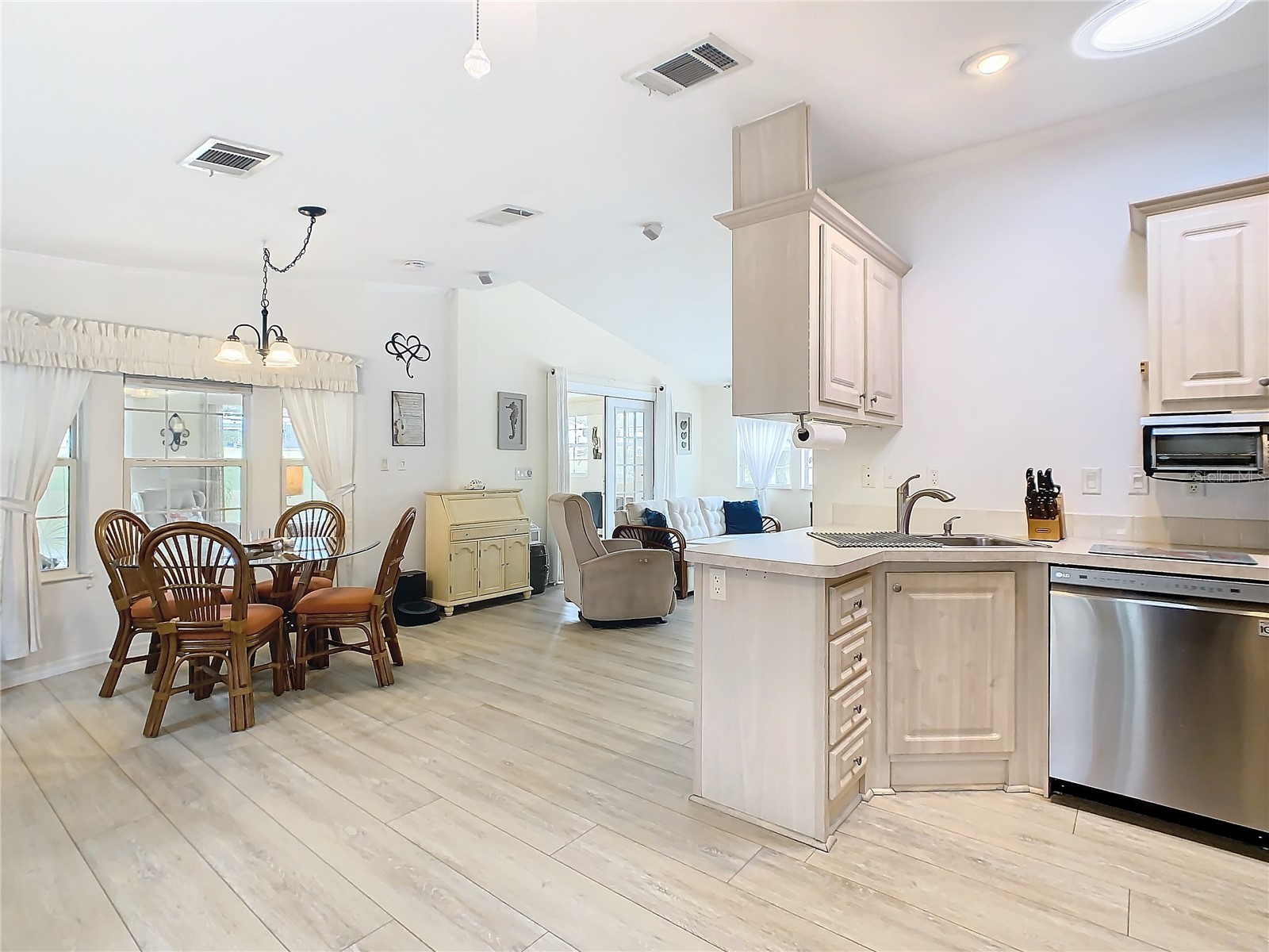 511 Par Pines Boulevard Davenport FL 33837 S5121507 image26