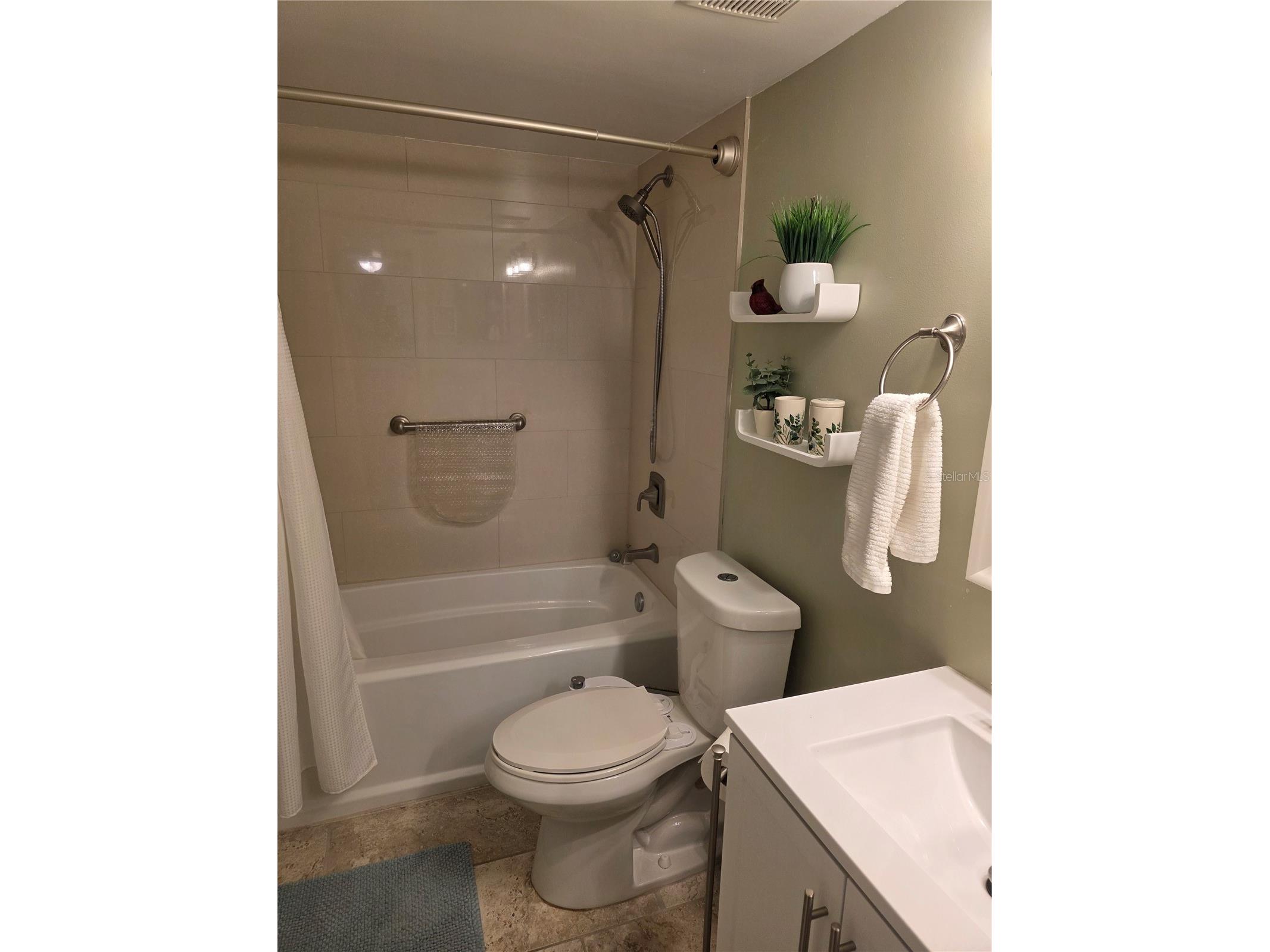 511 Plaza Seville Court #24 Treasure Island FL 33706 - BOCA CIEGA TB8509332 image23
