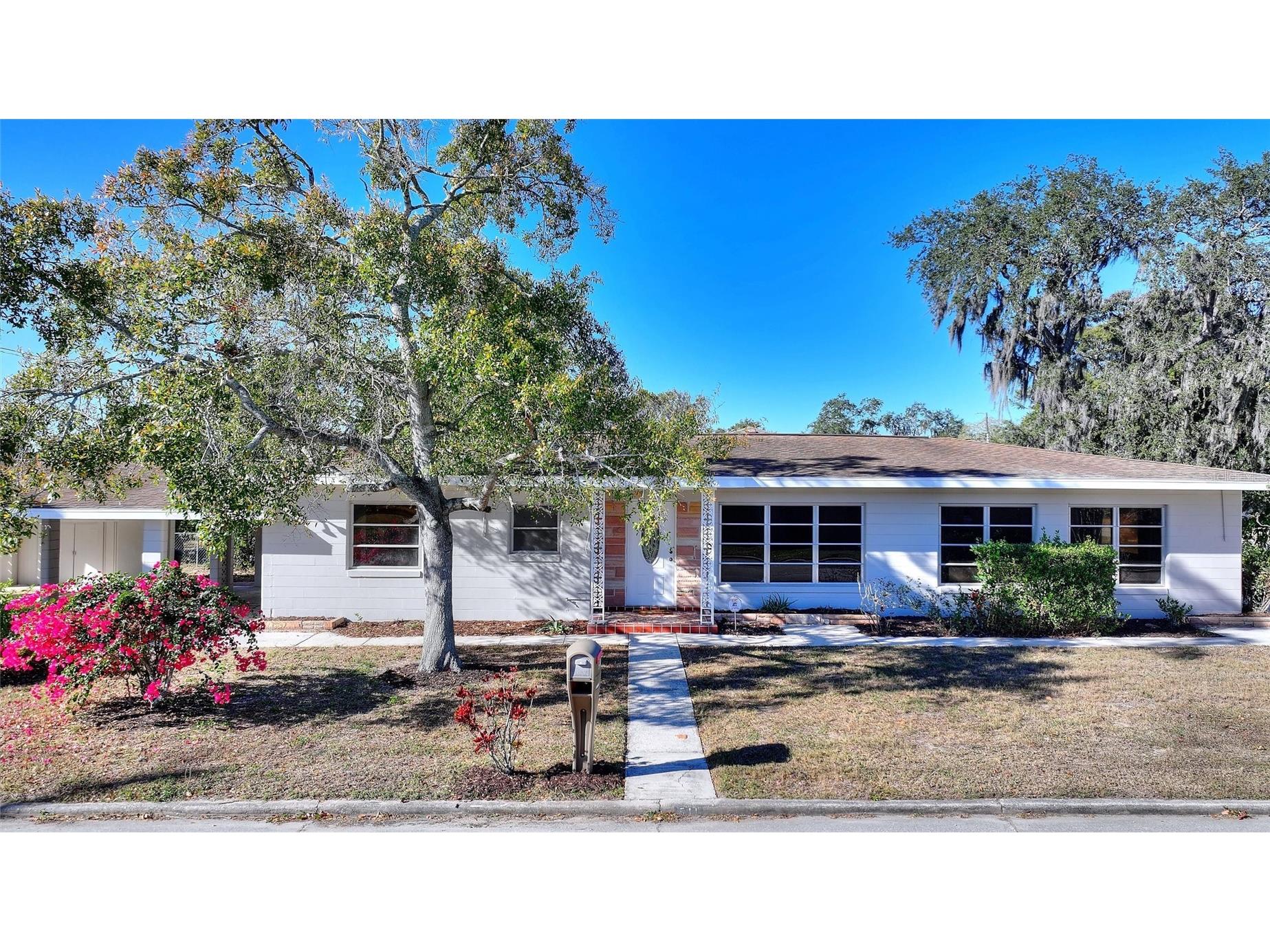 511 Poinsettia Avenue Sebring FL 33870 A4676794 image1