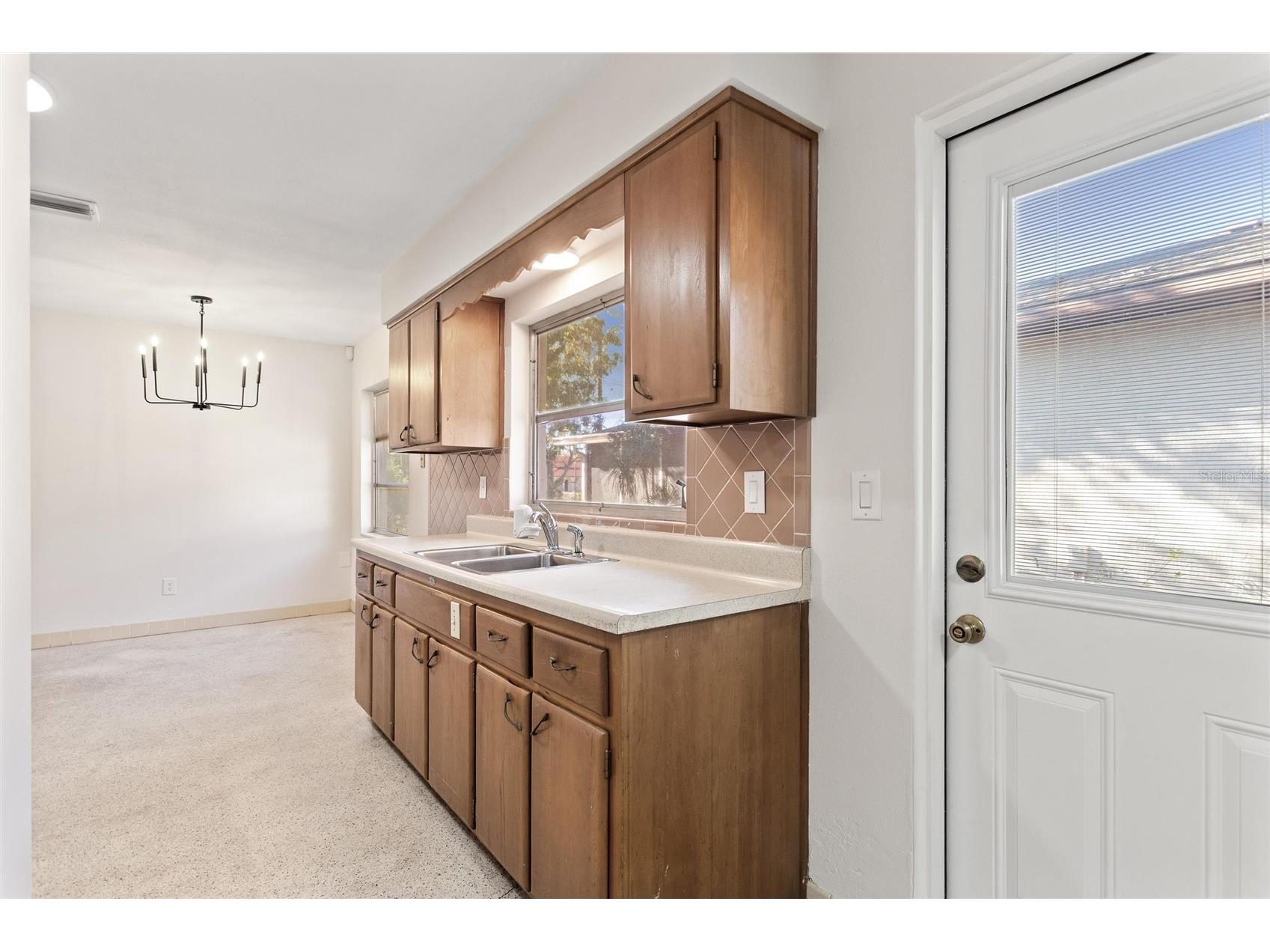 511 Poinsettia Avenue Sebring FL 33870 A4676794 image10