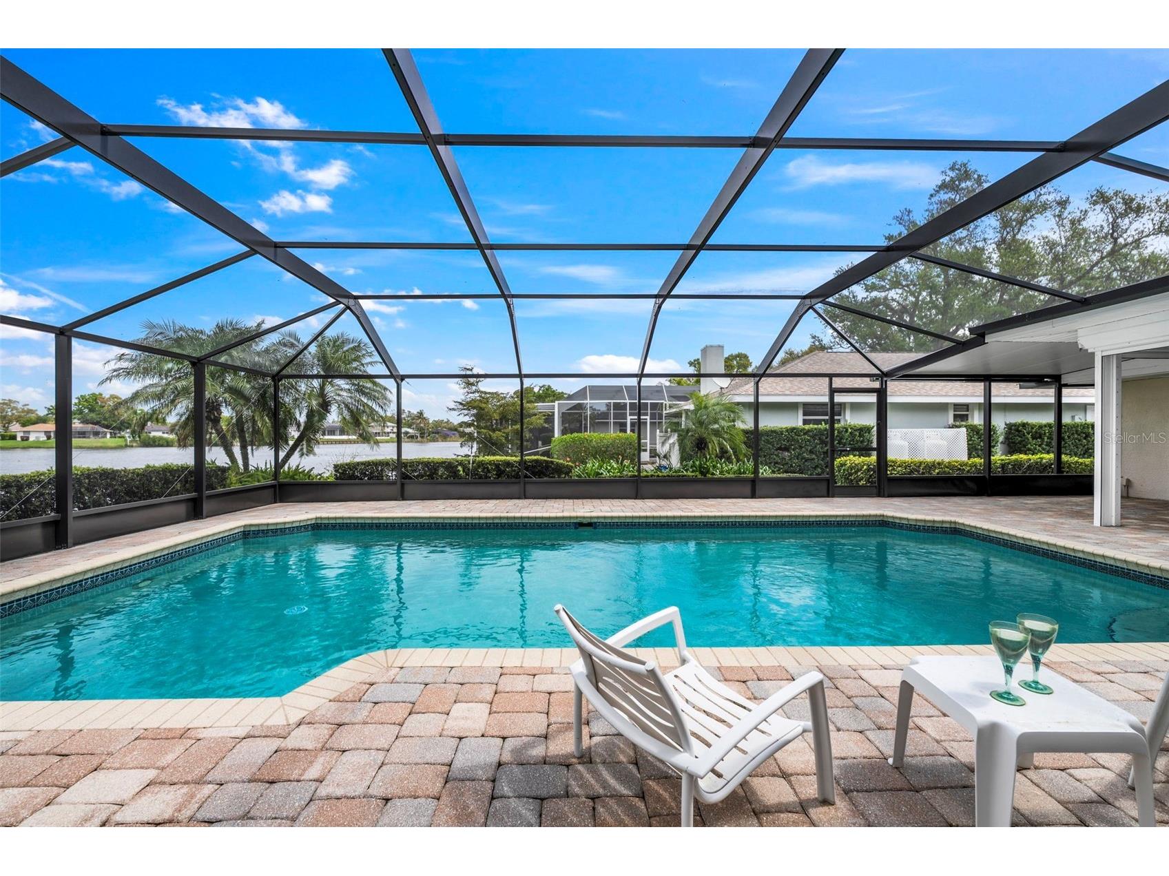 511 Riviera Bay Drive NE Saint Petersburg FL 33702 TB8486821 image1