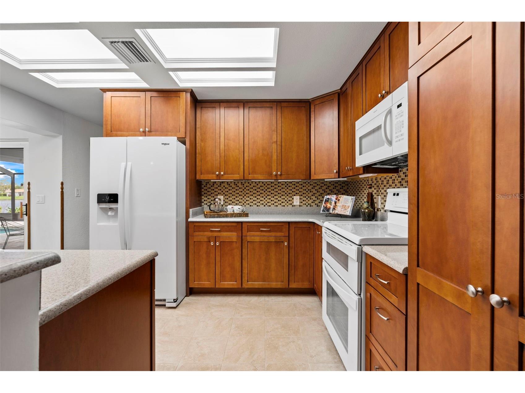 511 Riviera Bay Drive NE Saint Petersburg FL 33702 TB8486821 image10
