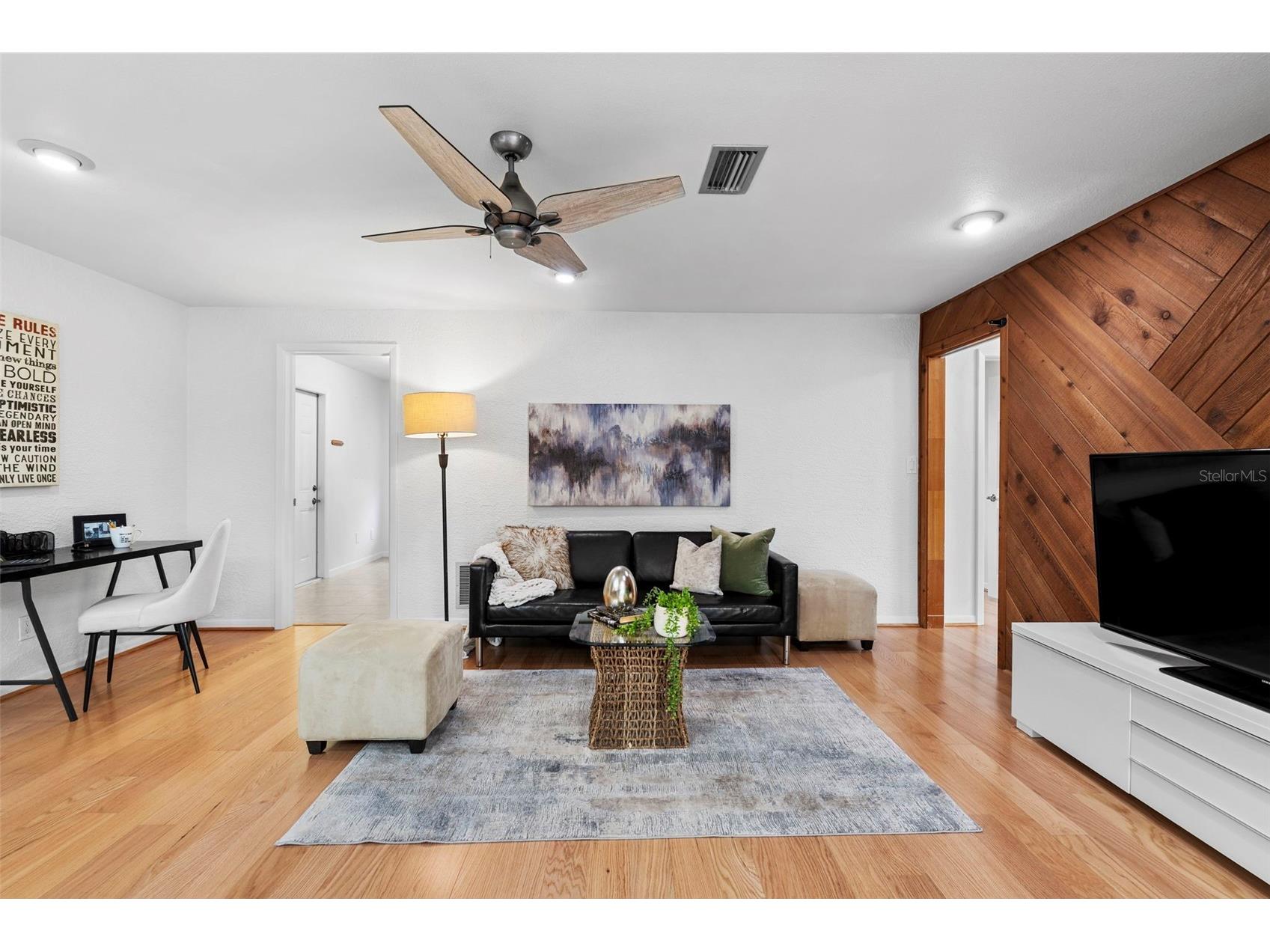 511 Riviera Bay Drive NE Saint Petersburg FL 33702 TB8486821 image13