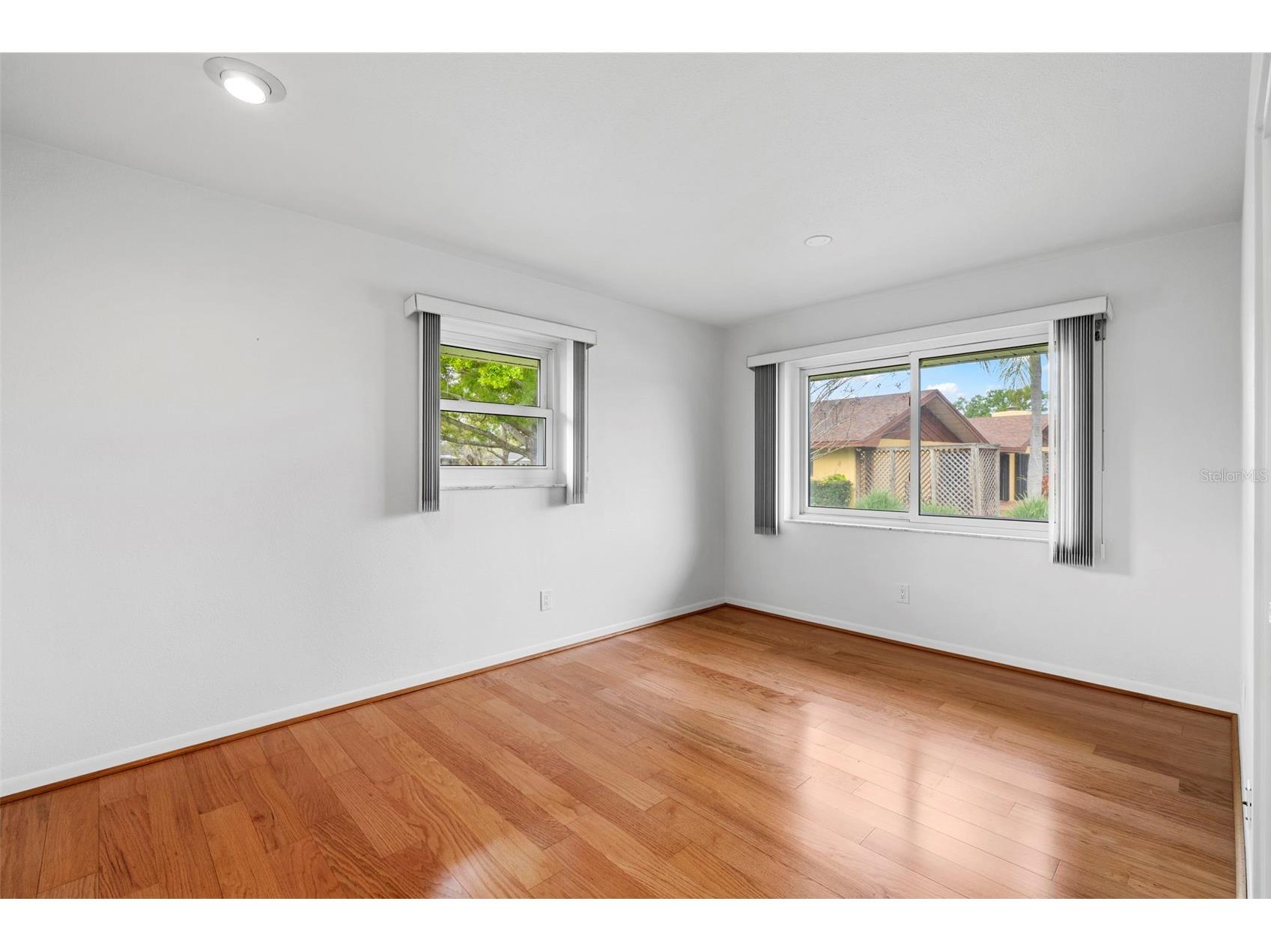 511 Riviera Bay Drive NE Saint Petersburg FL 33702 TB8486821 image30