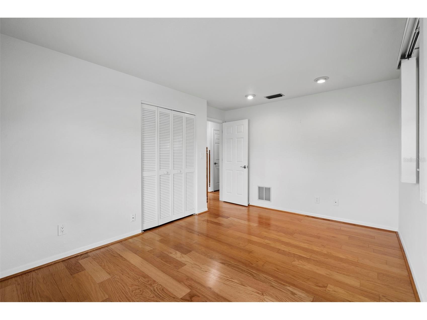 511 Riviera Bay Drive NE Saint Petersburg FL 33702 TB8486821 image31