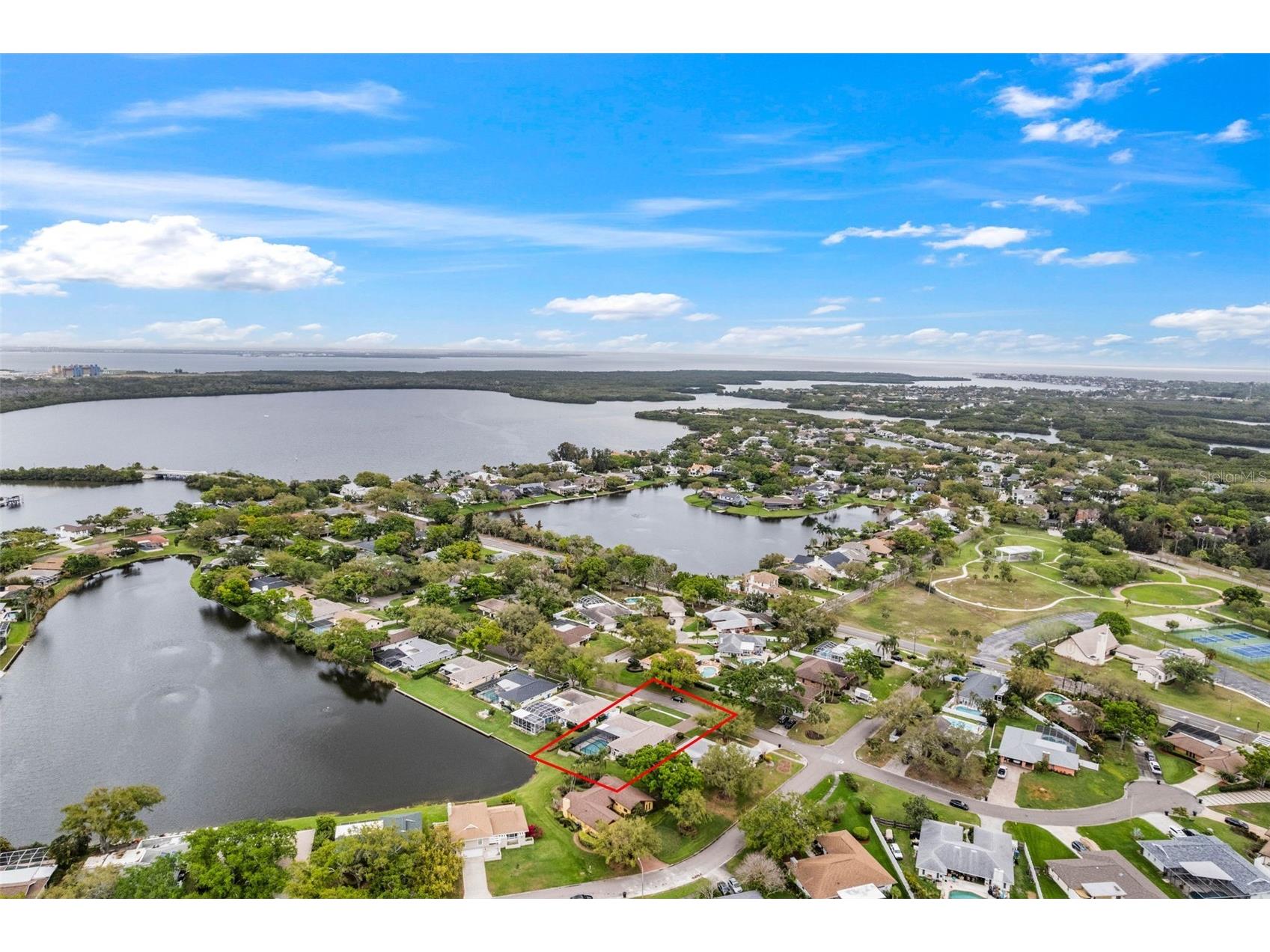 511 Riviera Bay Drive NE Saint Petersburg FL 33702 TB8486821 image57