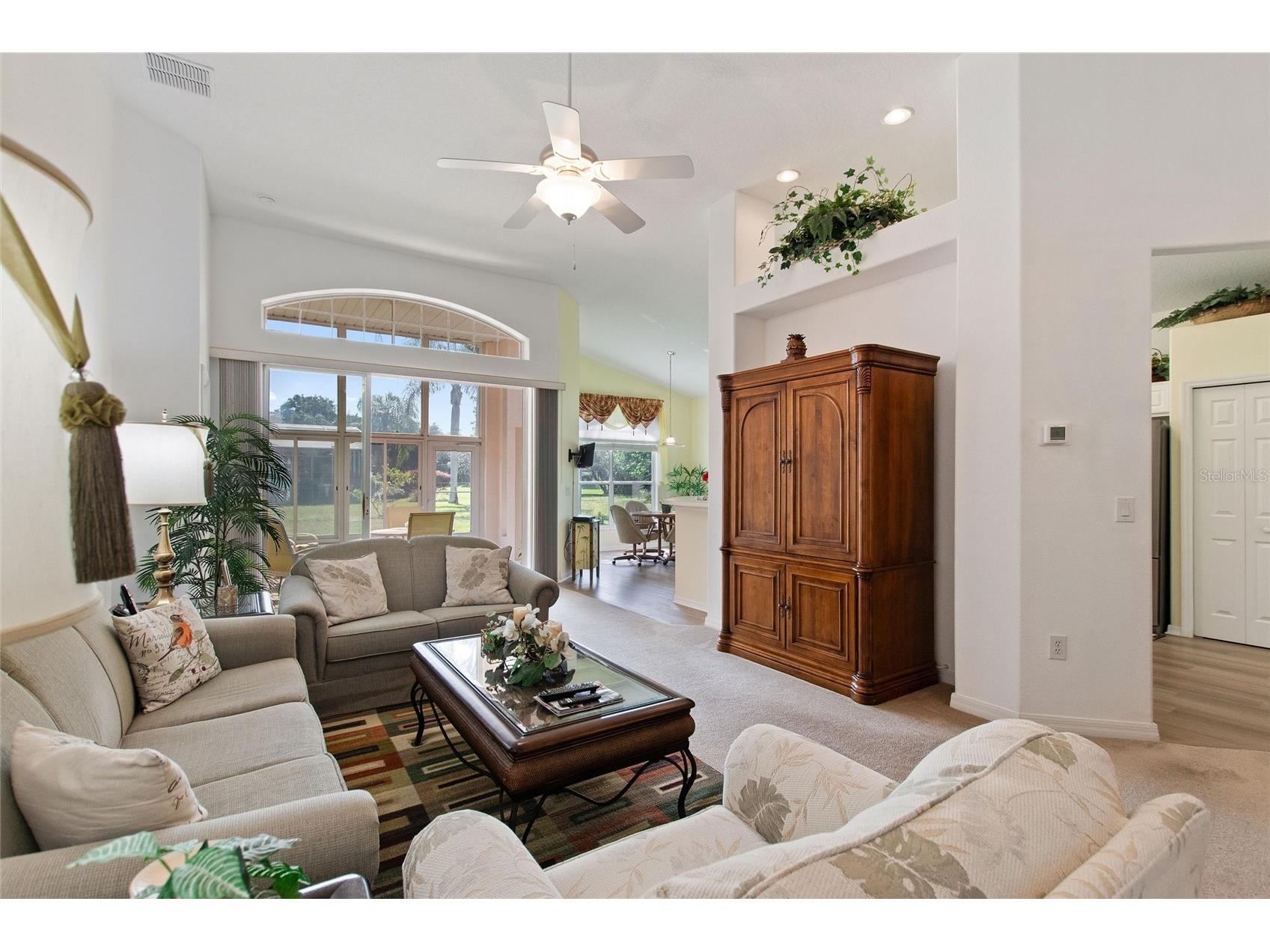 511 Royal Palm Dr Davenport FL 33837 S5147893 image2
