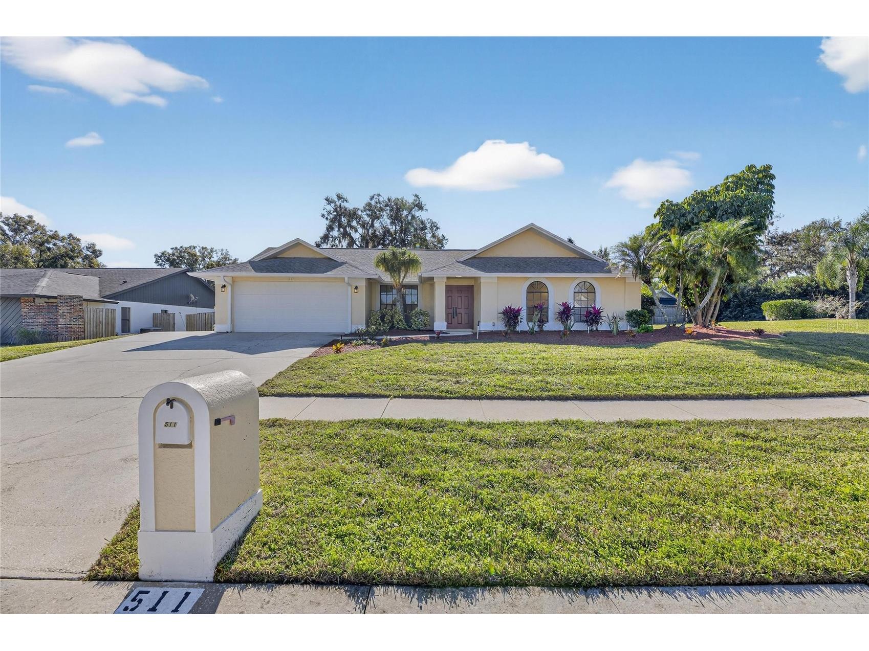 511 Sportsman Park Drive Seffner FL 33584 TB8459756 image1