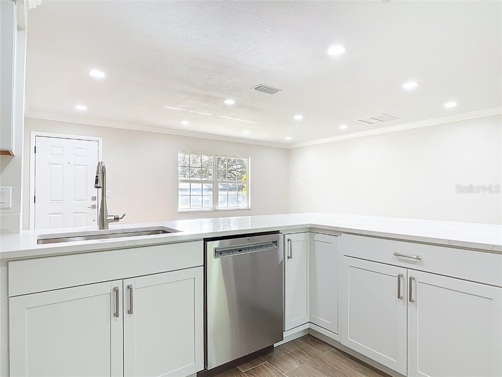 511 W Gardenia Drive Orange City FL 32763 V4945899 image11