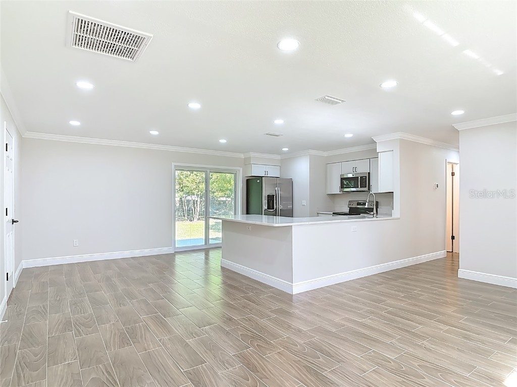 511 W Gardenia Drive Orange City FL 32763 V4945899 image6