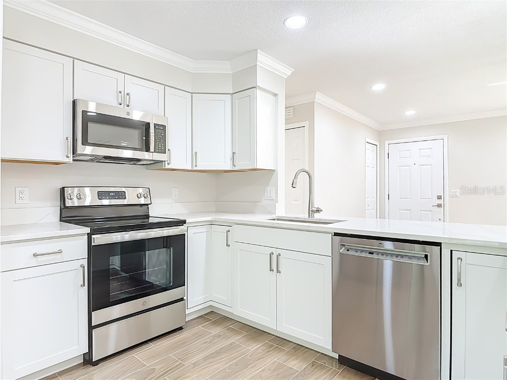 511 W Gardenia Drive Orange City FL 32763 V4945899 image7