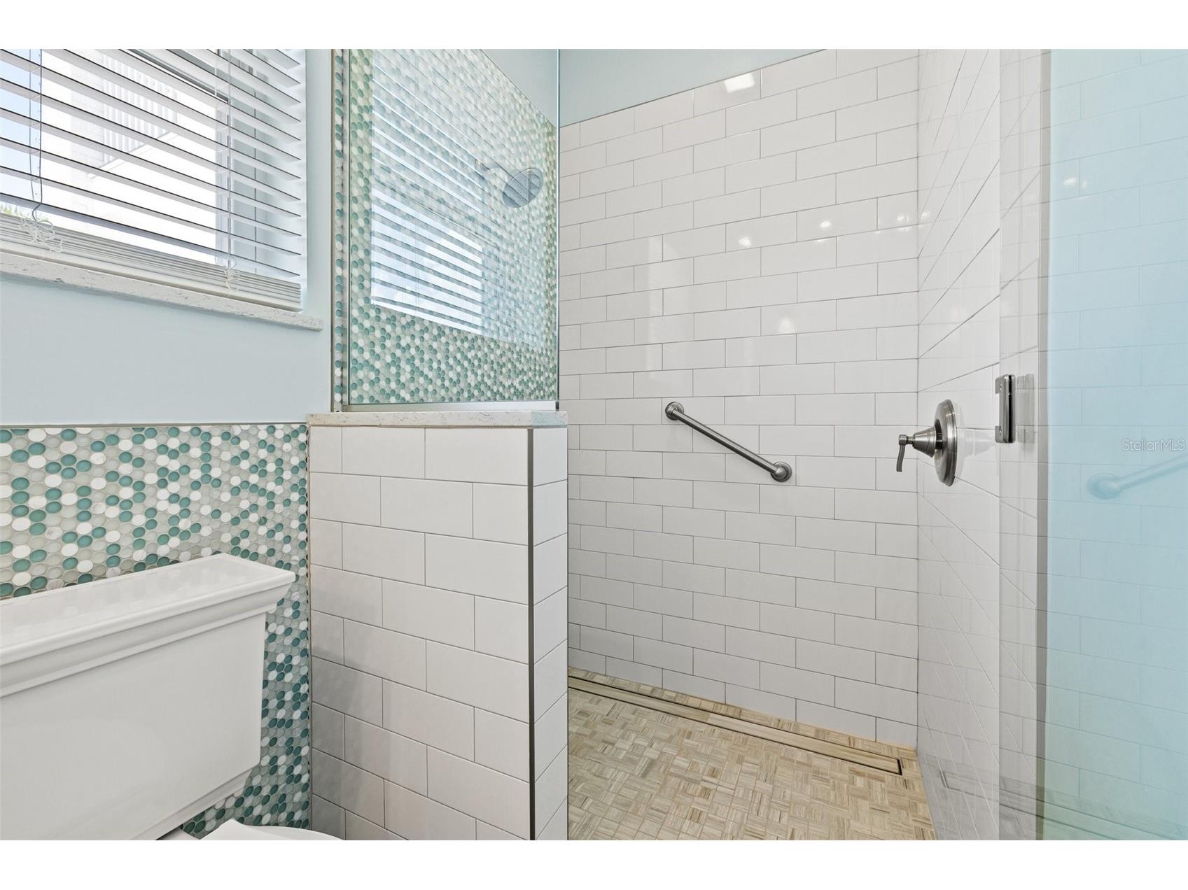 511 Windward Passage Clearwater Beach FL 33767 - INTRACOASTAL WATERWAY TB8472453 image22