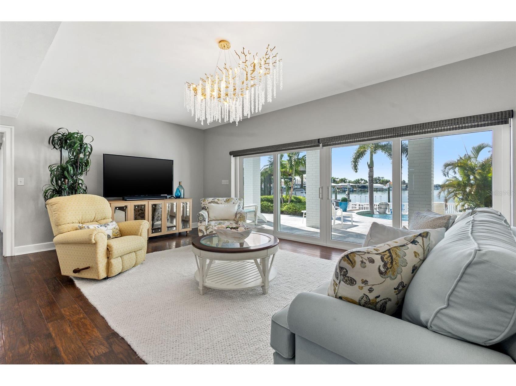 511 Windward Passage Clearwater Beach FL 33767 - INTRACOASTAL WATERWAY TB8472453 image7