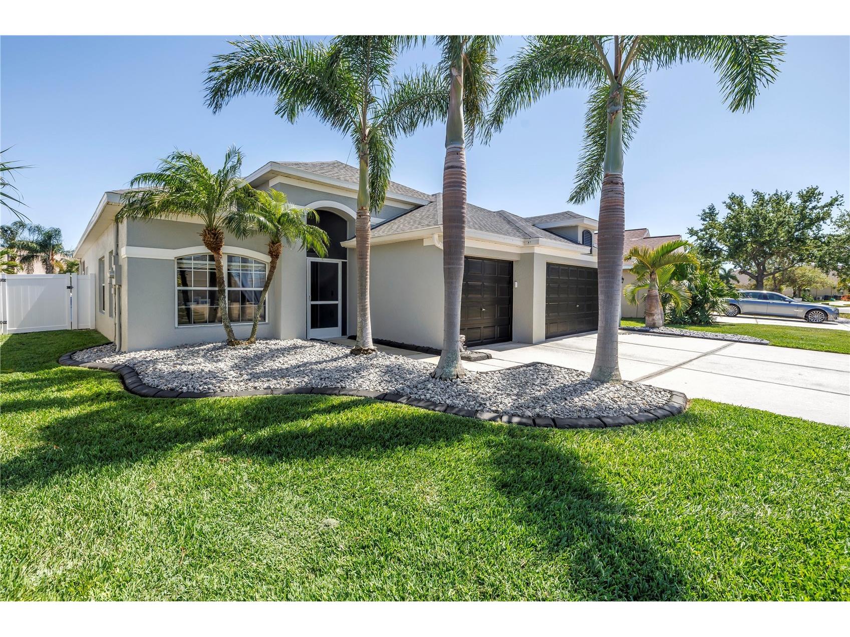 511 York Dale Drive Ruskin FL 33570 TB8372149 image1