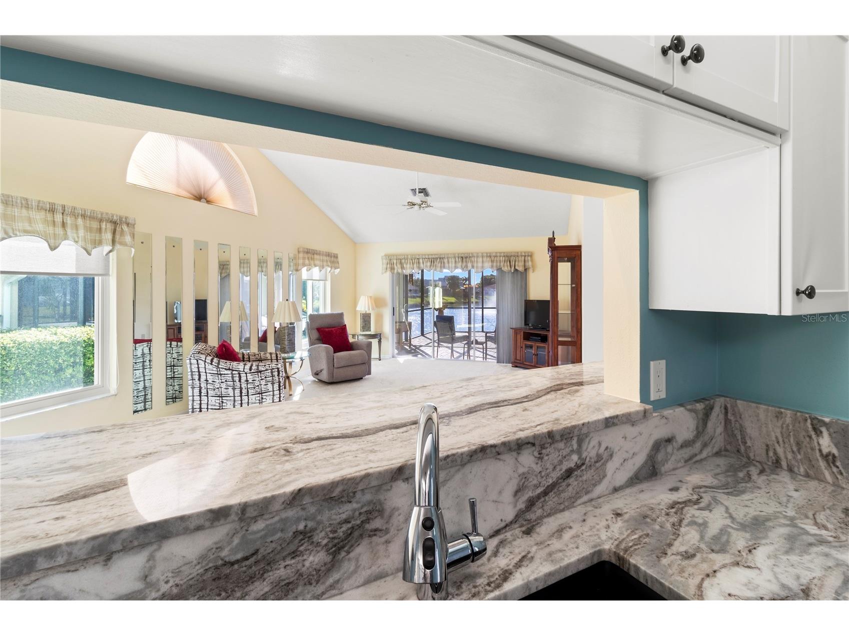 5110 86th Street Court W Bradenton FL 34210 - SMALL PRIVATE LAKE A4683090 image22